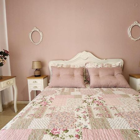 Queen Aspri Apartment 3' Min To The Beach! アンティキラ エクステリア 写真