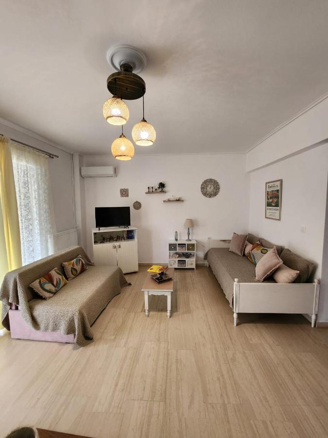 Queen Aspri Apartment 3' Min To The Beach! アンティキラ エクステリア 写真